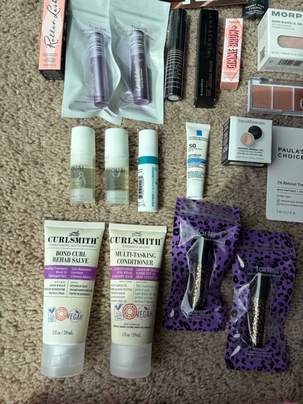 Assorted Beauty & Skincare Sample Lot With Pink Makeup Pouches - Picture 3 of 10